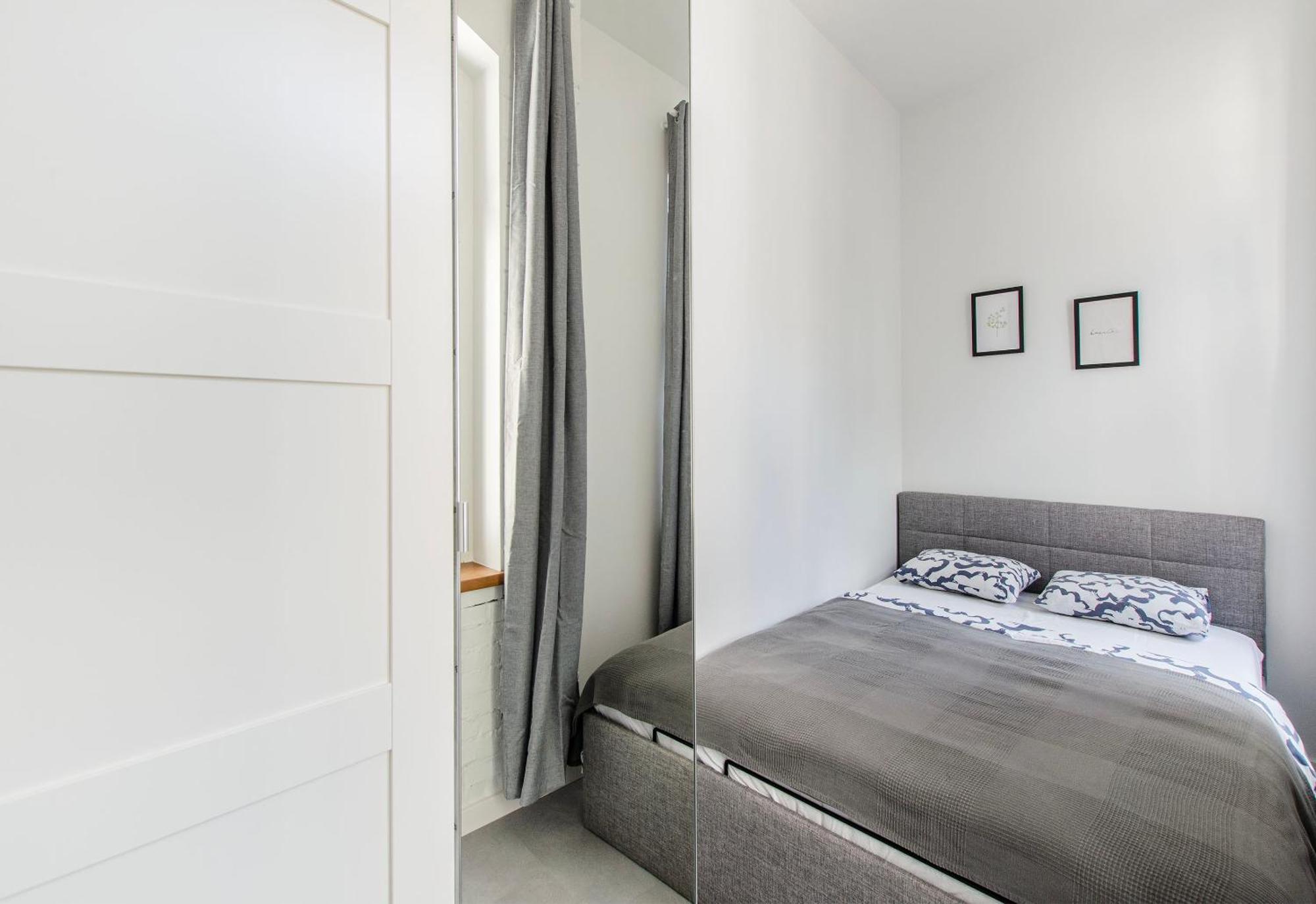 Loft Center Apartments- Parking, Wifi, 24h Check-in Apartament *