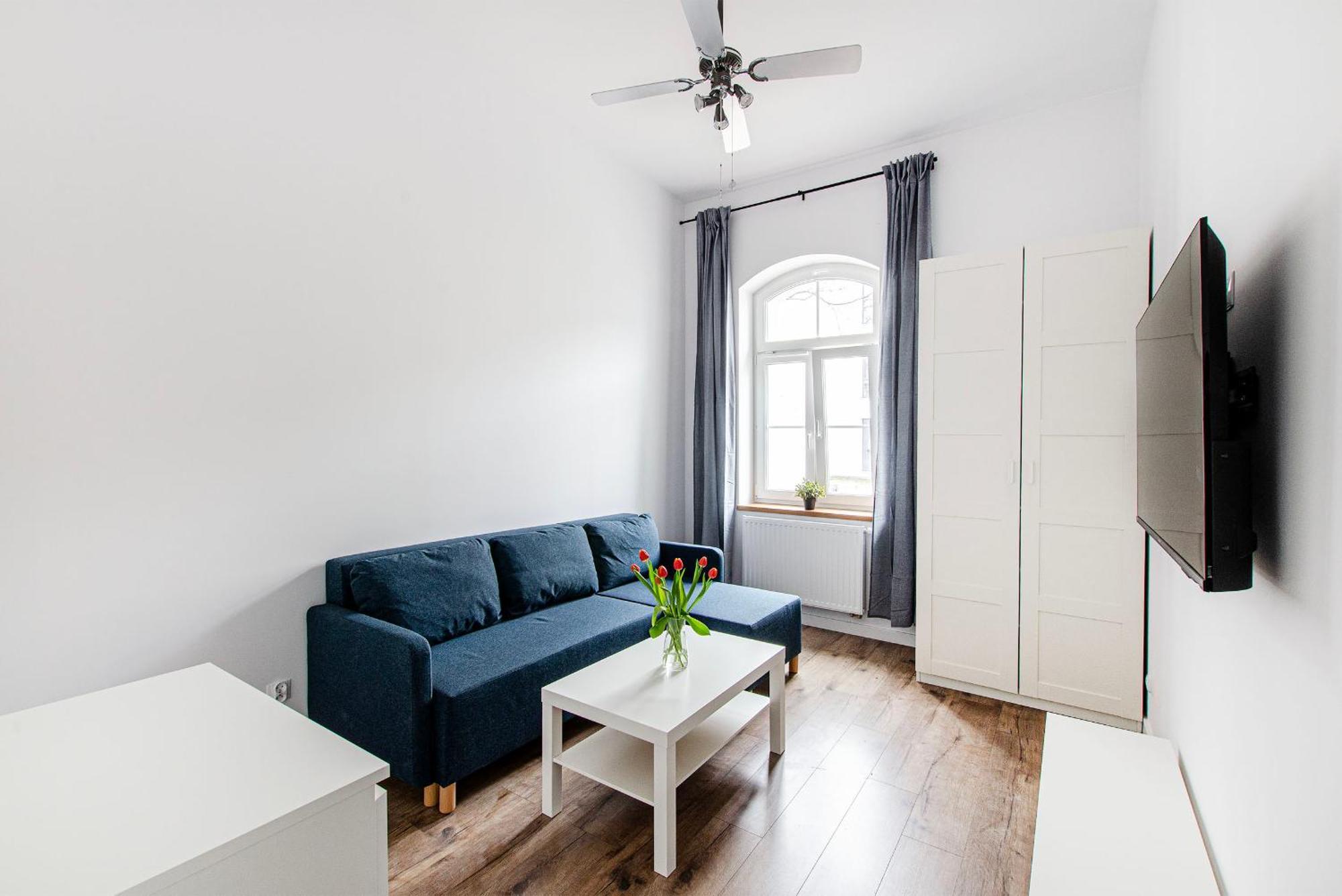 Loft Center Apartments- Parking, Wifi, 24h Check-in *