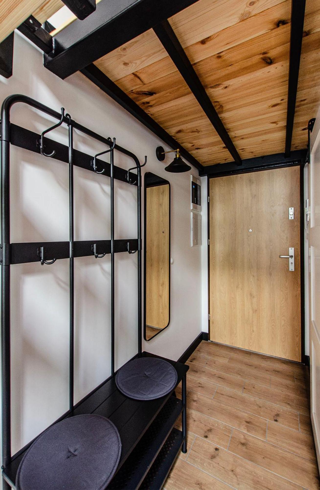 Loft Center Apartments- Parking, Wifi, 24h Check-in Apartment Wroclaw