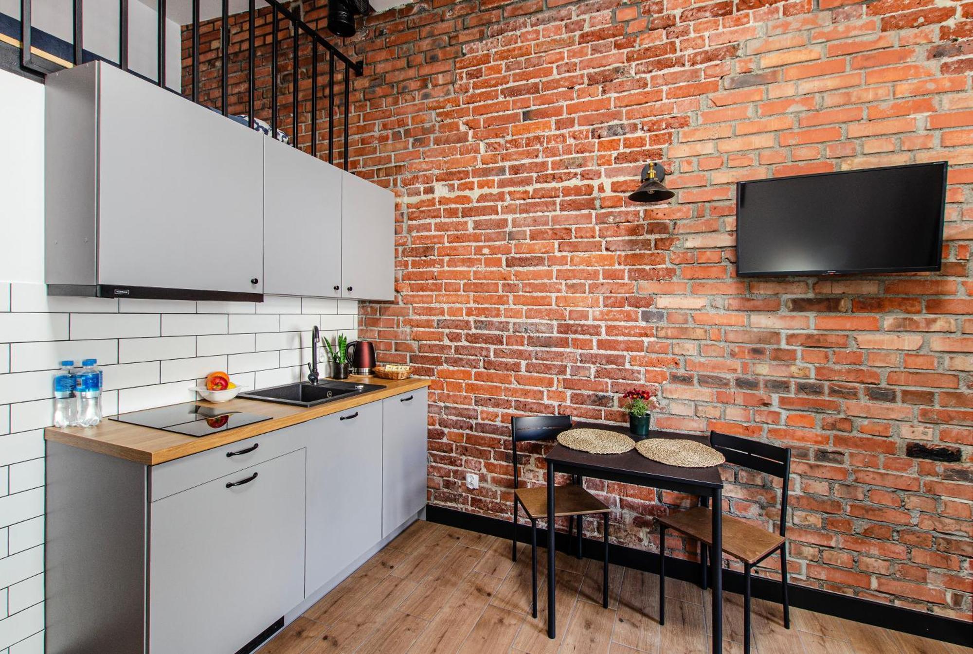 Loft Center Apartments- Parking, Wifi, 24h Check-in Apartment Wroclaw
