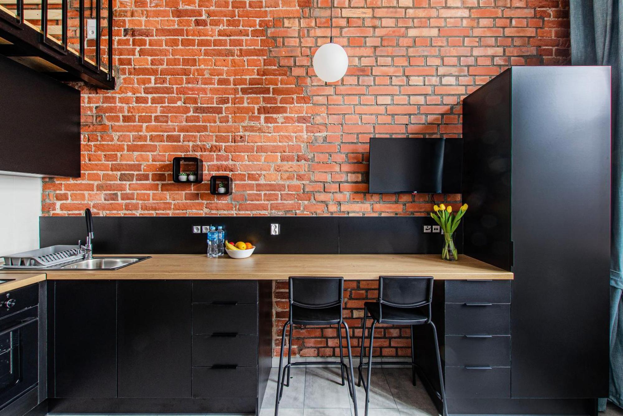 Apartment Loft Center Apartments- Parking, Wifi, 24h Check-in *