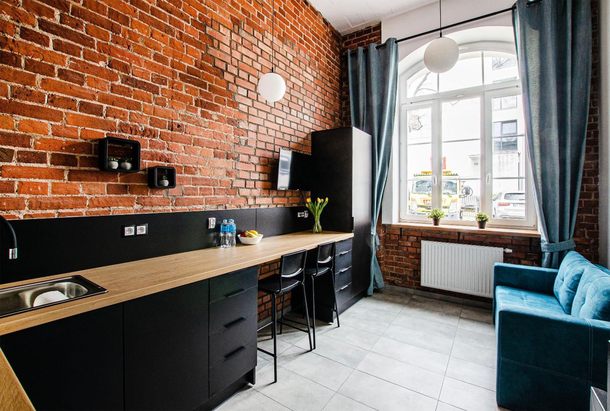 Loft Center Apartments- Parking, Wifi, 24h Check-in Wroclaw
