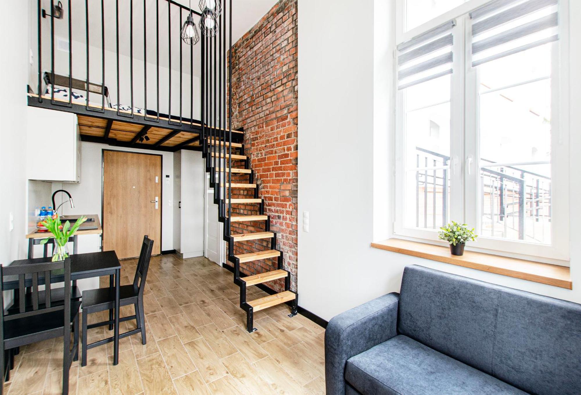 Loft Center Apartments- Parking, Wifi, 24h Check-in * Wroclaw