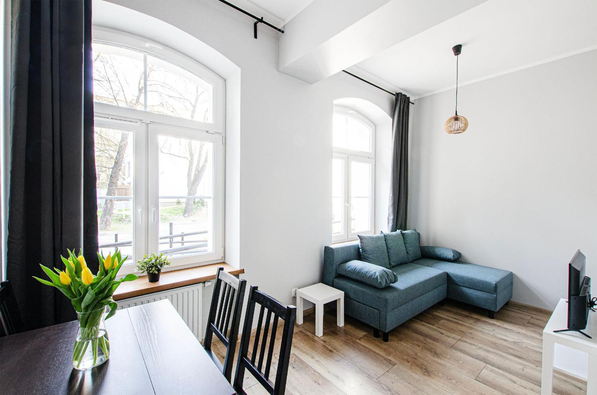 Loft Center Apartments- Parking, Wifi, 24h Check-in Apartment *